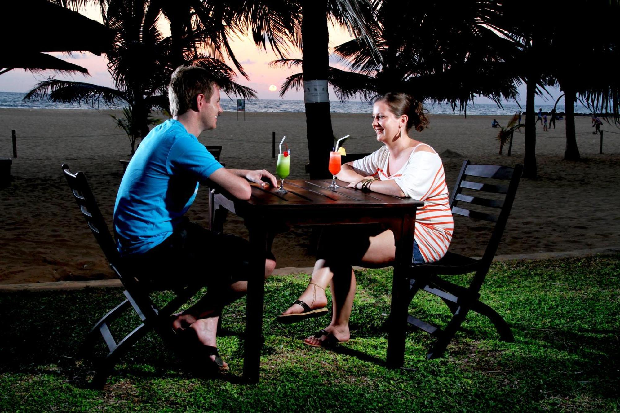 Goldi Sands Hotel Negombo Dış mekan fotoğraf