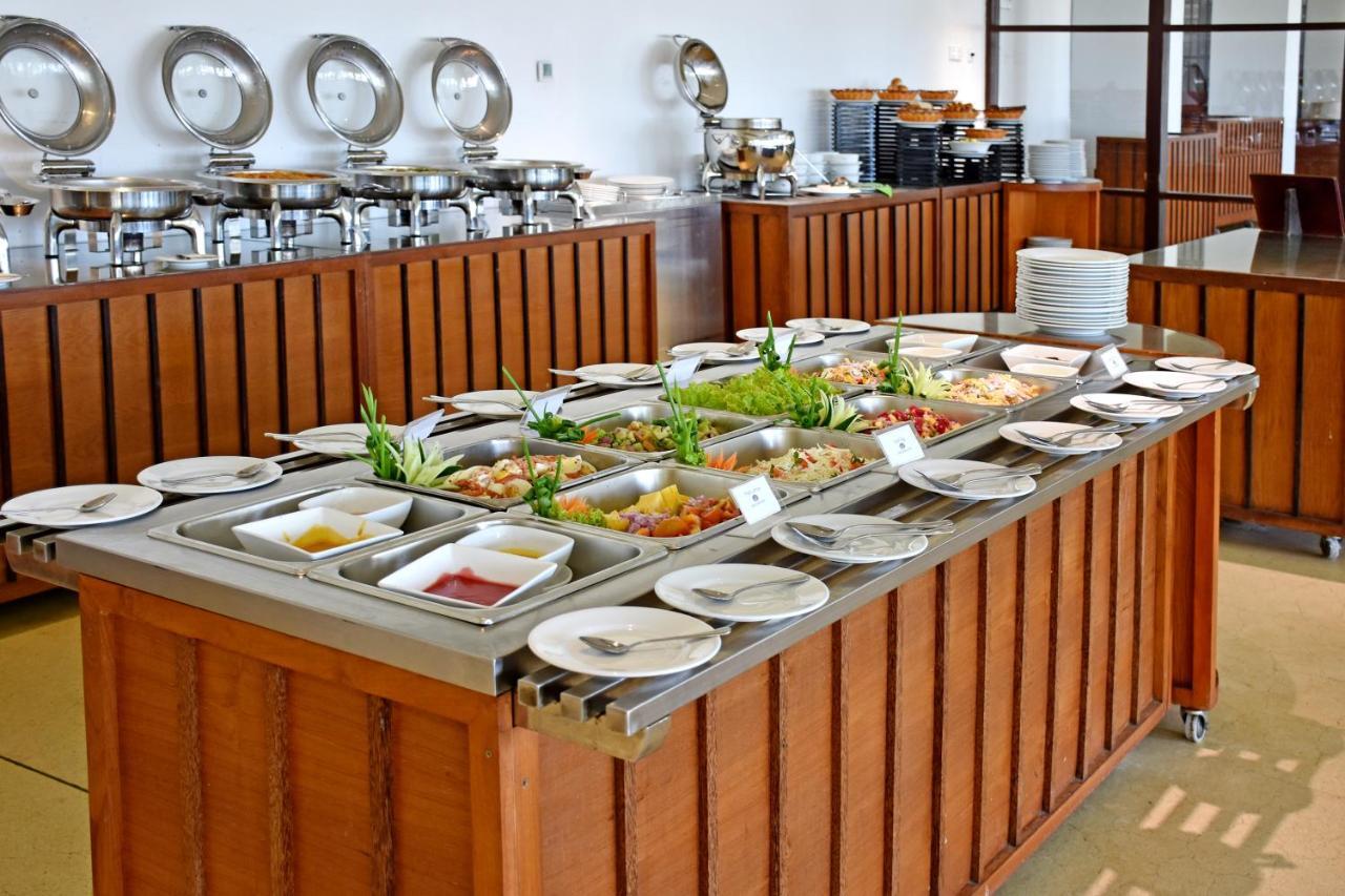 Goldi Sands Hotel Negombo Dış mekan fotoğraf